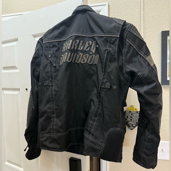 Large Men’s Harley-Davidson Black Performance Jacket with Protective Padding - Picture 2 of 3
